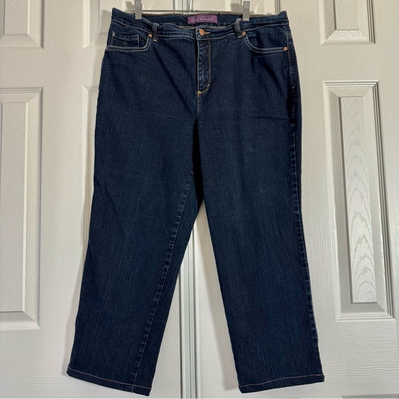 Gloria Vanderbilt Amanda Dark Blue Denim Women’s Plus Size Jeans - Picture 3 of 5
